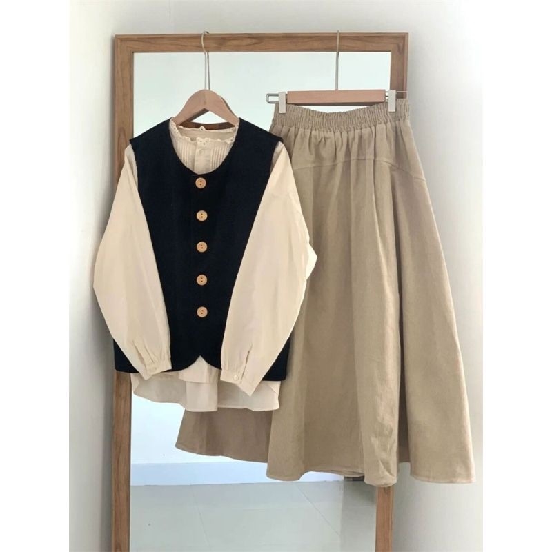 Modni ženski jesenski trodijelni set: prsluk, bluza i midi suknja – novi stil 2023