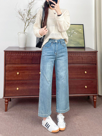 Rugalmas női farmernadrág, magas derékú, egyenes szabás, cropped hossz, denim, világoskék, tavasz–nyár