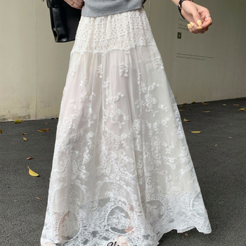 Bijela midi suknja od čipke i mrežice, visokim pojasom, ljeto, plus-size, elegantna i eterična