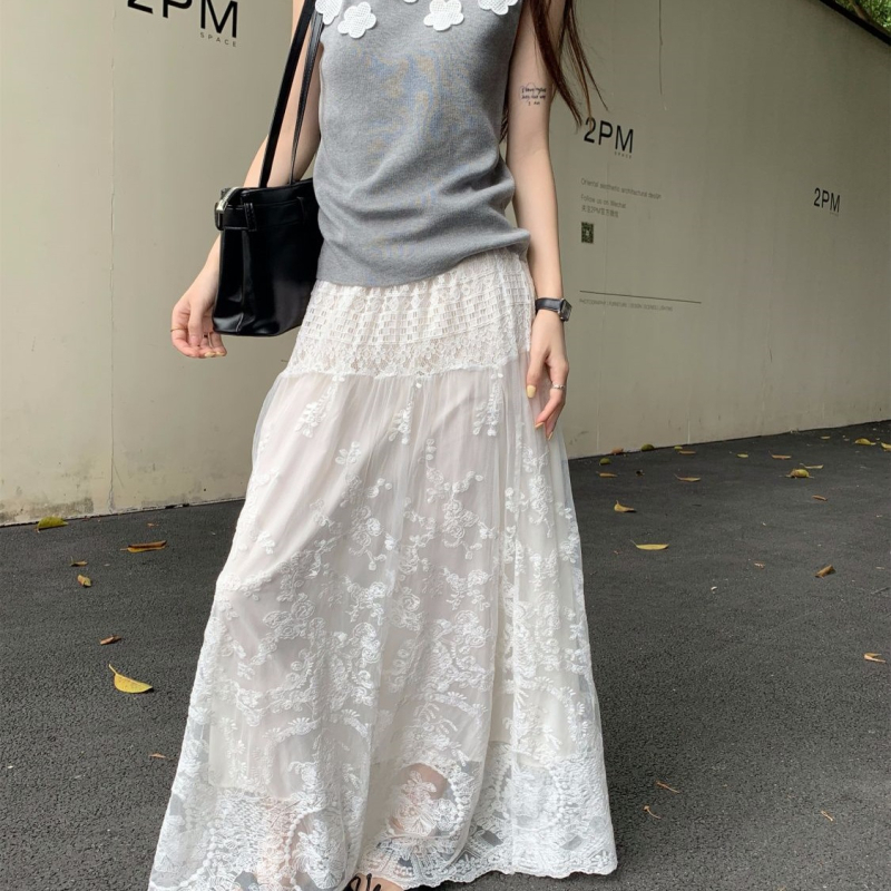 Bijela midi suknja od čipke i mrežice, visokim pojasom, ljeto, plus-size, elegantna i eterična