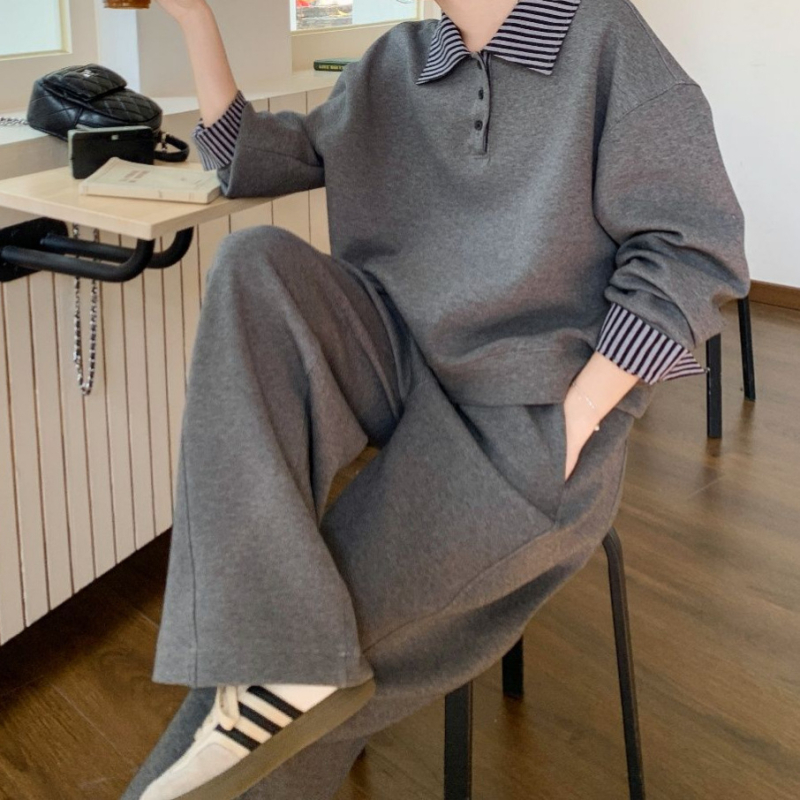 Jesenski plus-size ženski sportski set — hoodie i široke hlače, udoban dvodijelni set