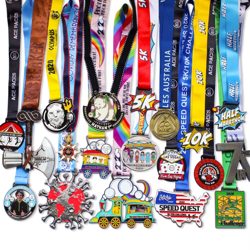 Maratoni eseményekhez készült fém érmek – arany, ezüst és bronz, személyre szabott emléktárgyak, kitüntető érmek