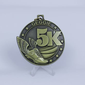 Prilagođena medalja za utrke maratona i nogometa, emajlirana zlatom, srebrnom ili broncom.