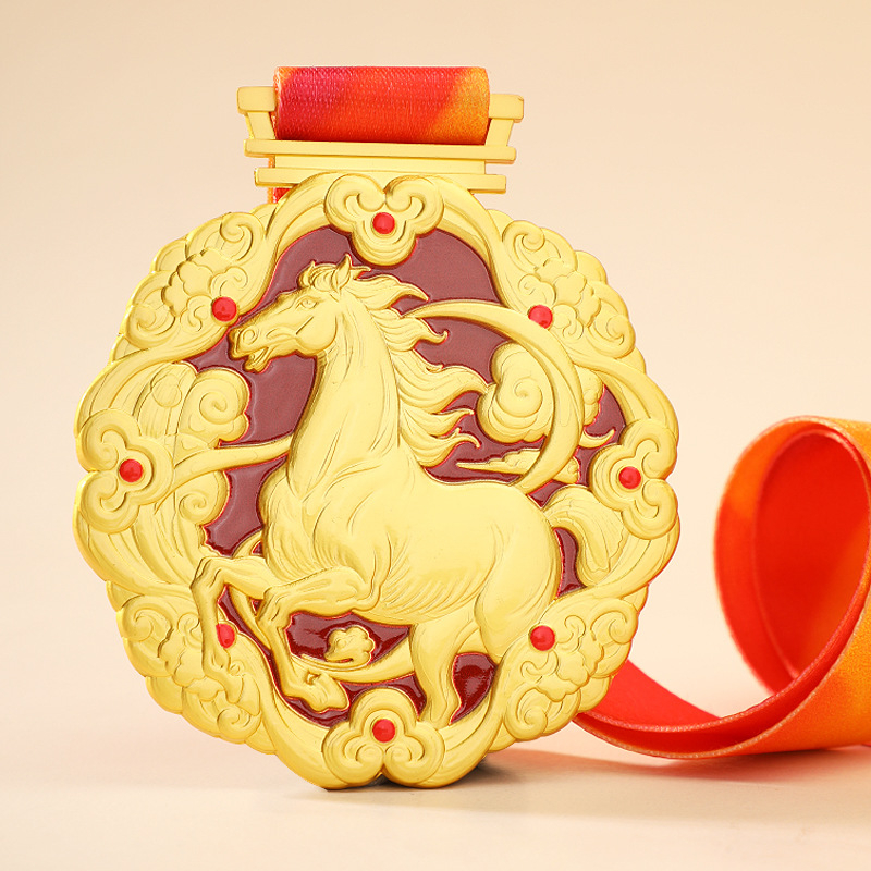 Personalizirane medalje Godine konja za maratone i sportska natjecanja – zlatne, srebrne i brončane medalje, prilagođene plakete