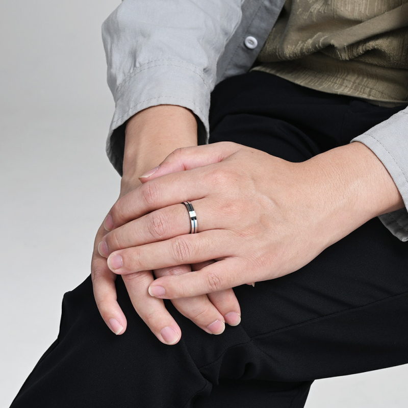 Unisex prsten od nehrđajućeg čelika s križnim motivom, minimalistički geometrijski stil, chic svakodnevni dodatak.
