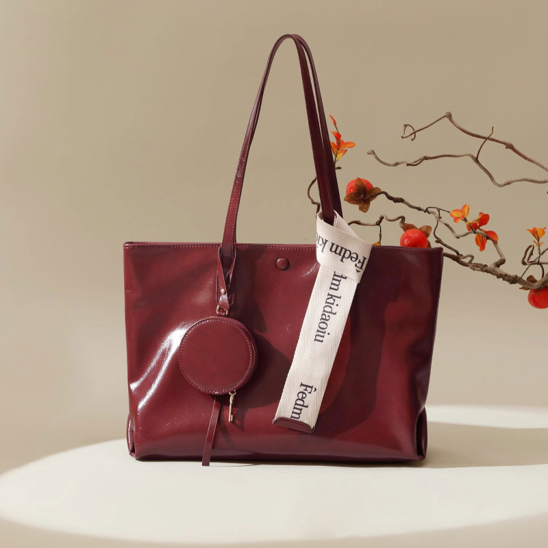 Червена сватбена дамска tote чанта, голям капацитет, презрамка, PU кожа, пролет 2025