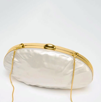 Ovalni akrilni clutch s perlama i lančanim remenom, večernja torbica za ruku ili preko ramena