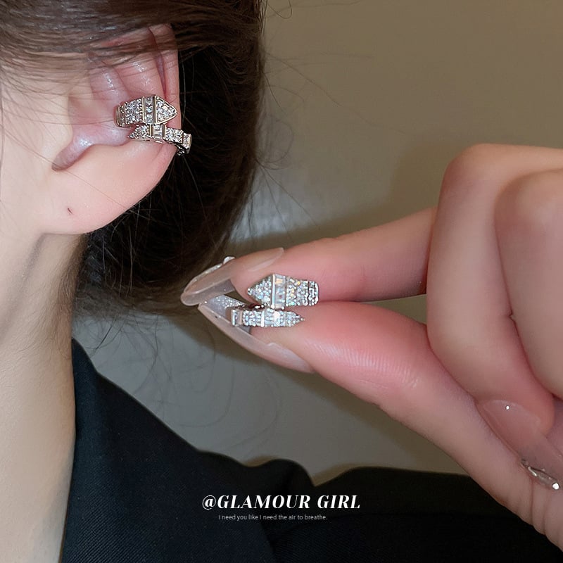 Clipuri pentru urechi în formă de șarpe, C, cu zirconiu – fără piercing, eleganță discretă