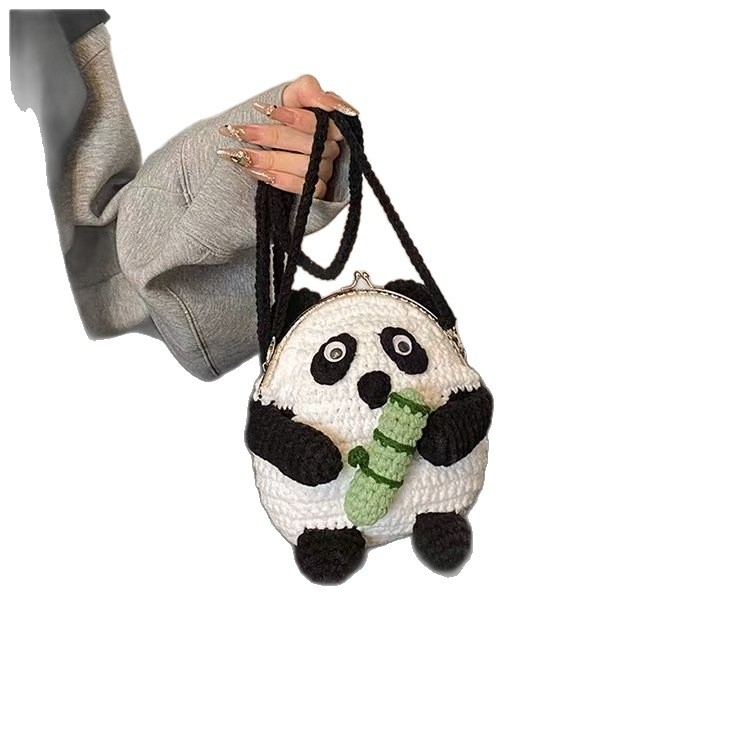 Готова дамска чанта, ръчно плетена в стил гигантска панда, с голям капацитет, чанта през рамо със клип-затваряне, сладък карикатурен дизайн от вълна