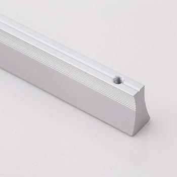 Produžena aluminijska ručka za garderobu, ravnog dizajna