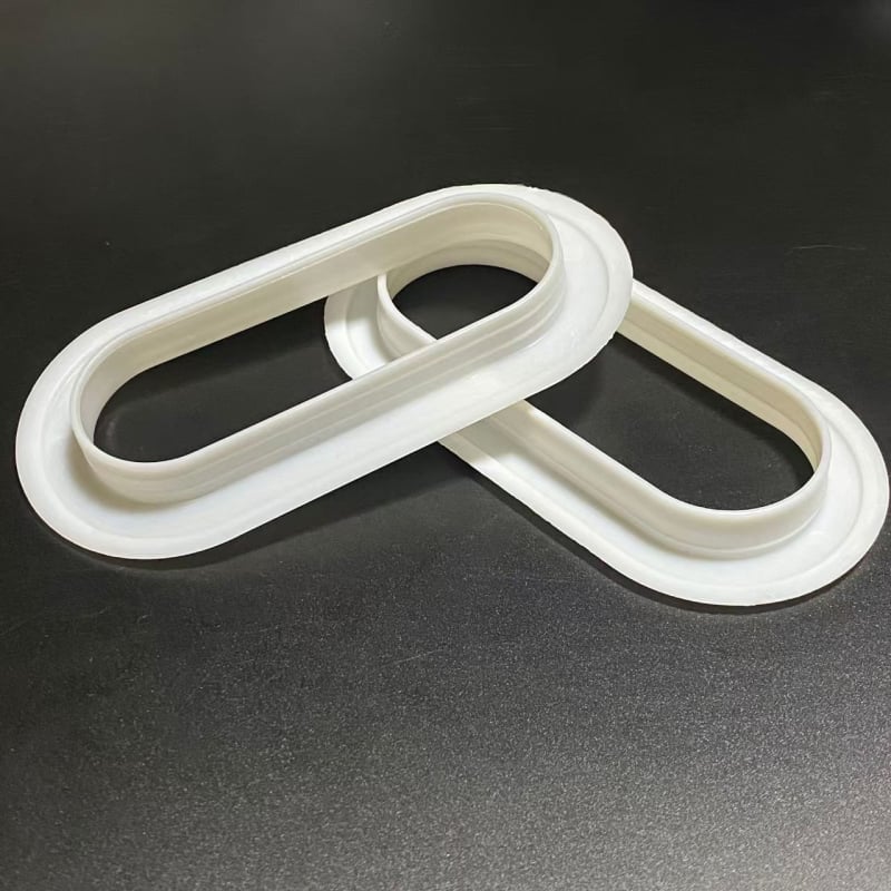 Catarame din plastic pentru mânerul cutiilor din carton ondulat; forme: ovală, hexagonală și pătrată; prindere rezistentă la praf pentru depozitare