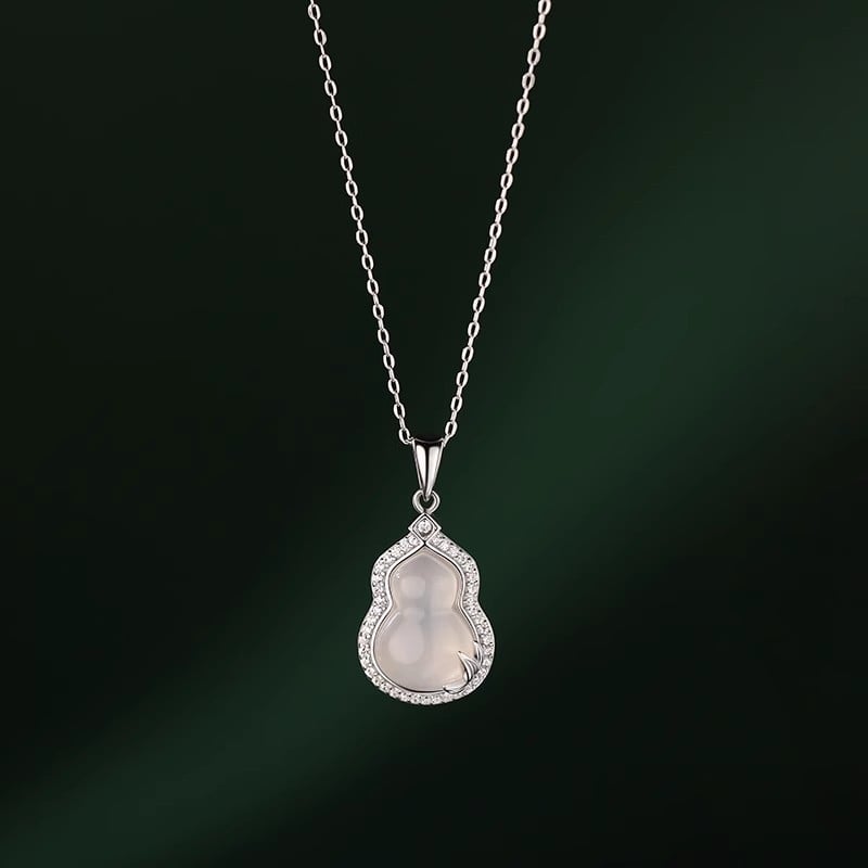 Difeng S999 Tiszta ezüst, fehér chalcedon medál, tök alakú, dekoltázsos nyaklánc, 2025-ös új modell nők számára