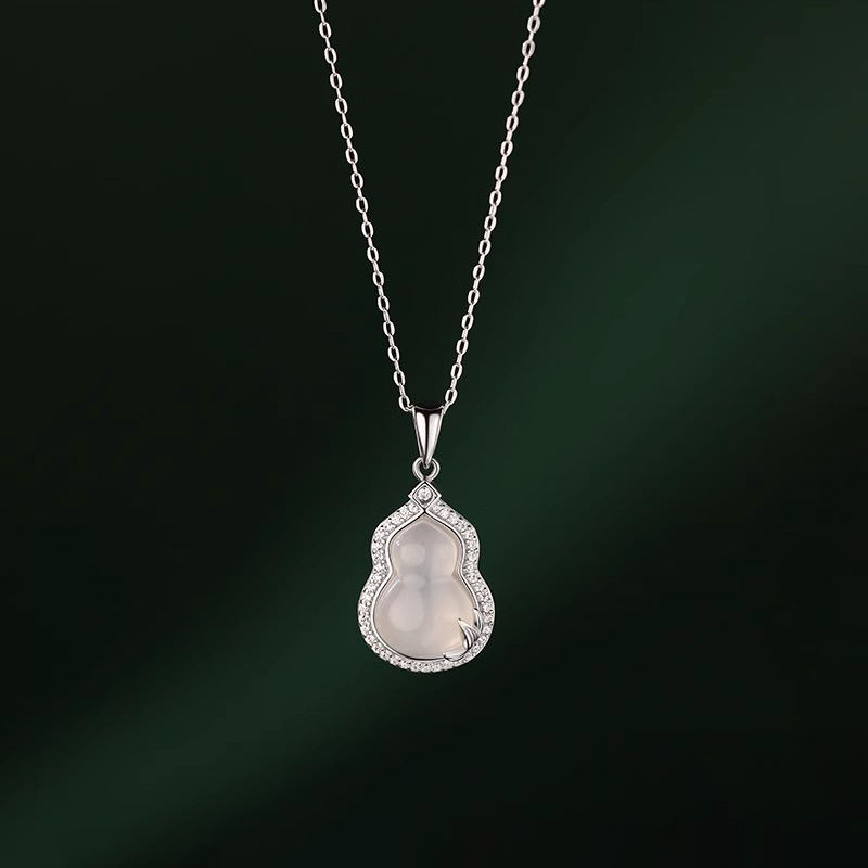 Difeng S999 Tiszta ezüst, fehér chalcedon medál, tök alakú, dekoltázsos nyaklánc, 2025-ös új modell nők számára