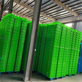 Plastična turnover kutija, vanjske dimenzije 450×305×150 mm, unutarnje 370×270×140 mm, HDPE/PP, mogućnost tiskanja logotipa