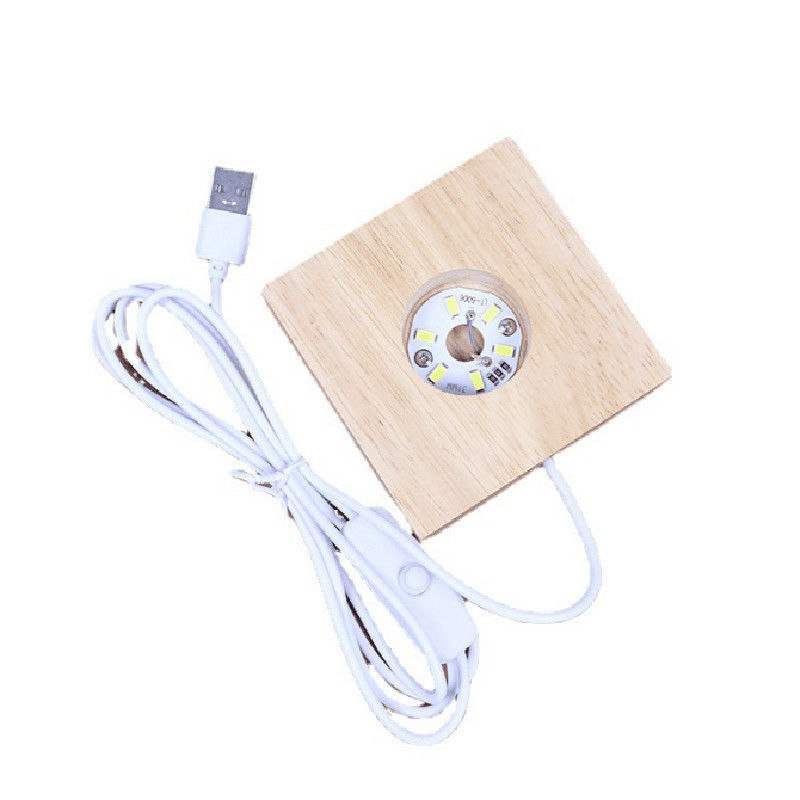 LED lampa s kubičnom kristalnom kuglom na drvenoj bazi, kvadratni LED izvor, USB napajanje, više boja