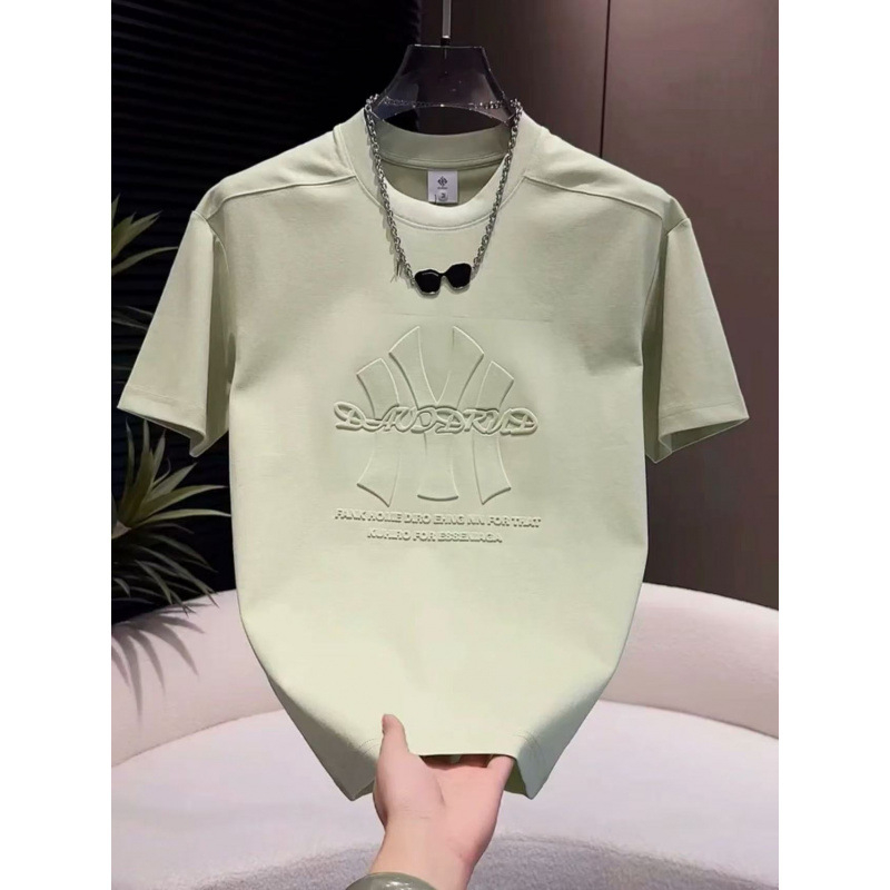 Tricou bărbătesc de vară, lejer, guler rotund, mâneci scurte, cu litere embossate și imprimeu geometric