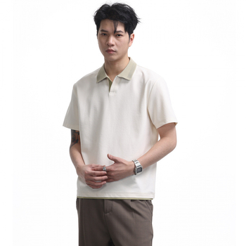 Férfi color-blockos polo, 2026 nyár, egyszerű és elegáns laza szabású rövid ujjú felső