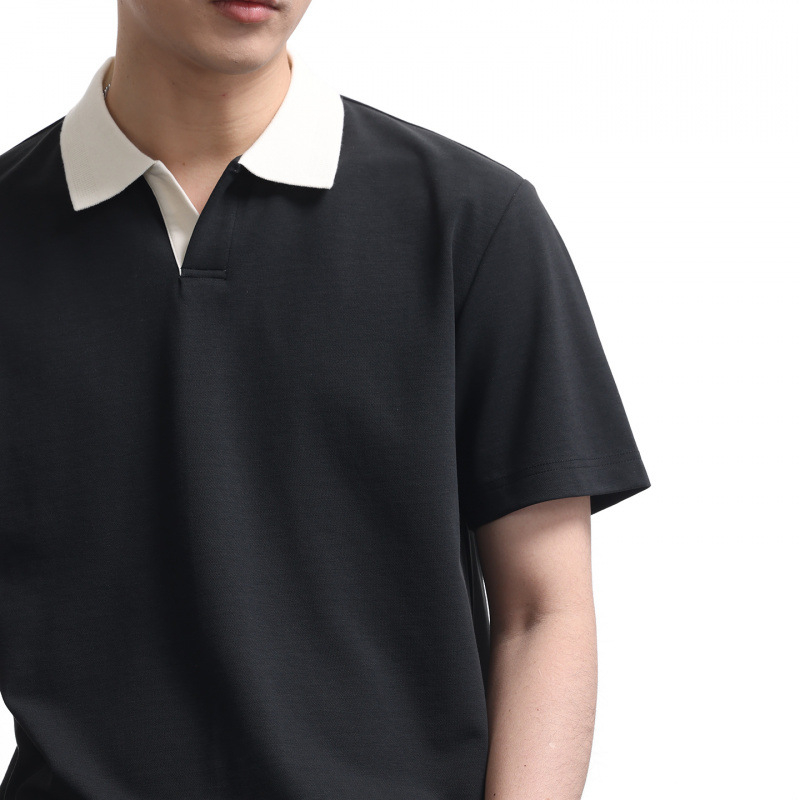 Férfi color-blockos polo, 2026 nyár, egyszerű és elegáns laza szabású rövid ujjú felső