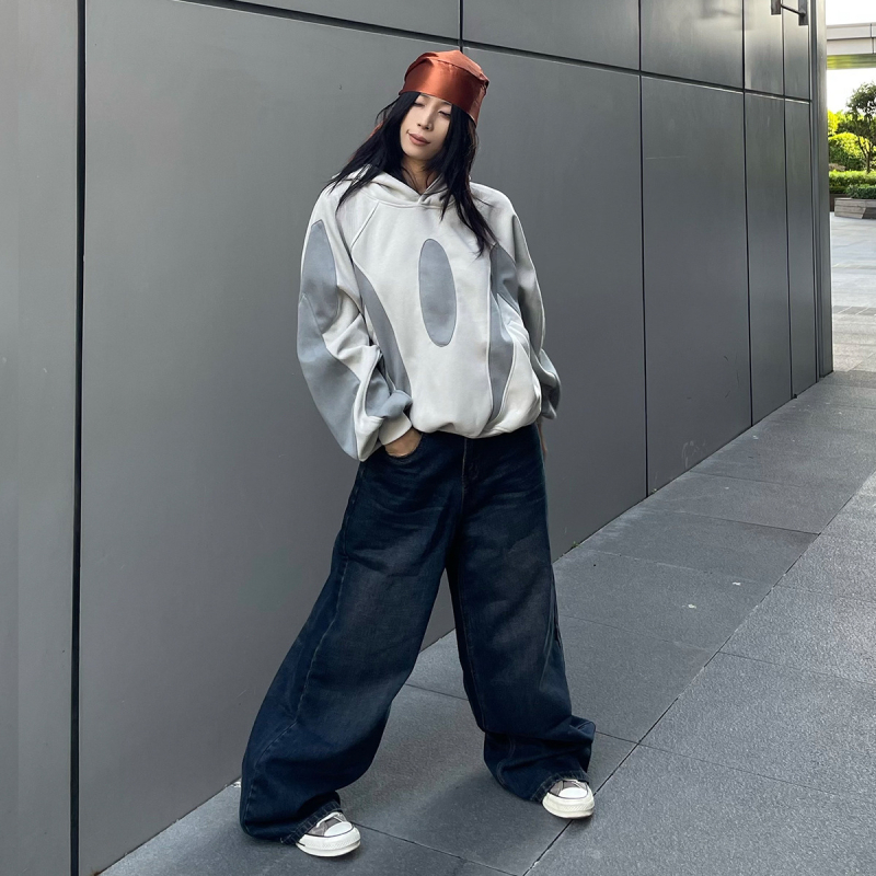 Jia Yi Ku férfi ruházat 2026-os új amerikai hip-hop utcai divat patchworkos motoros stílusú kapucnis pulóver