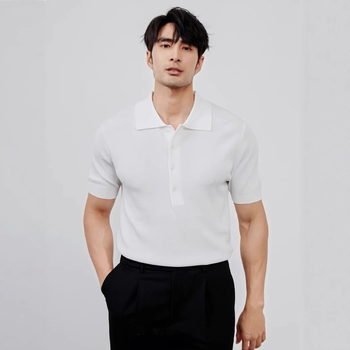 Férfi slim-fit kötött rövid ujjú polo, négy gombos, mindennapi és elegáns