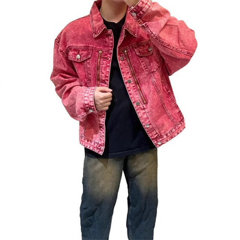 Férfi rövid denim dzseki rózsaszín-vörös színben, galléval, cipzárral, laza szabású, tavasz-őszi, amerikai street vibe