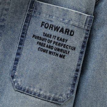 Férfi denim dzseki, hosszú ujjú, laza szabás, tavasz–ősz, városi casual stílus, patch zsebek és háromdimenziós részletek