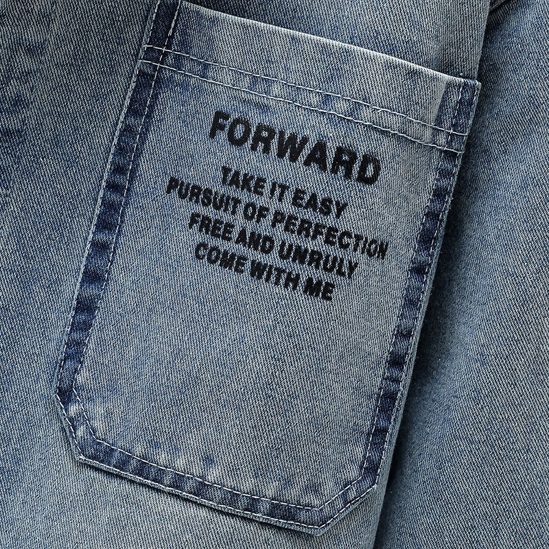 Férfi denim dzseki, hosszú ujjú, laza szabás, tavasz–ősz, városi casual stílus, patch zsebek és háromdimenziós részletek