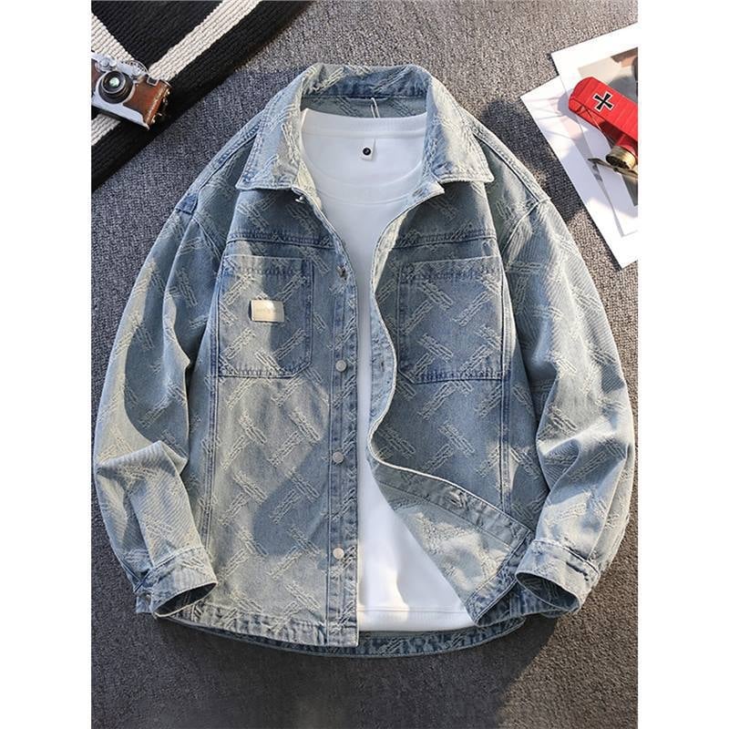 Férfi denim dzseki tavasz–ősz 2025 — laza szabású, paisley mintás galléros dzseki