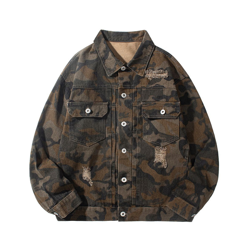 Férfi denimdzseki camouflage mintával és repesztett részletekkel, őszi utcai stílus, lezser mindennapi viselet