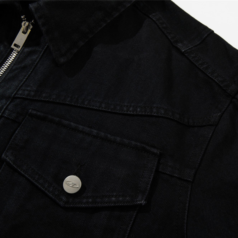 Férfi denimdzseki dekonstruált panel dizájnnal, kétirányú cipzár, galléros reverrel, streetwear/workwear stílus