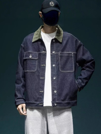 Férfi sötétkék denim dzseki retro amerikai stílusban, 2025 ősz, laza szabás, mindennapi munkaruha