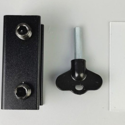 Brava za prozor od aluminijske legure s zaustavljačem, crni završetak, model 08, dječja sigurnost