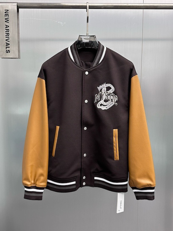Férfi téli dzseki színblokkokkal és patchwork mintával, baseball-stílusú állógallérral