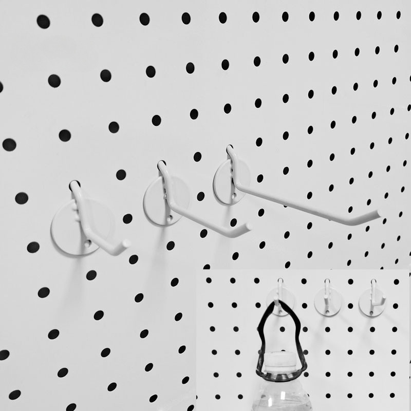 Pegboard set s kukama i otvorima za zidni prikaz i skladištenje — okrugla kuka u obliku jabuke