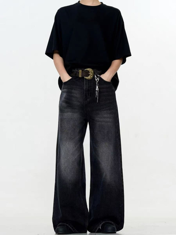 Amerikai stílusú farmernadrág férfiaknak, egyenes szár, vintage mosott és distressed részletekkel, fekete