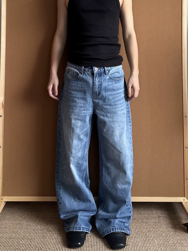 Amerikai stílusú nehéz farmer Indigo, vintage mosás, distressed, A-vonalú laza szabás, egyenes szár, férfiaknak