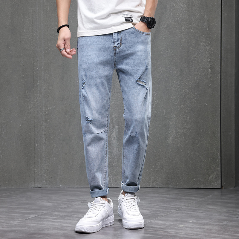 Férfi denim nadrág, keskenyedő széles szárú fazon, mindennapi viselet