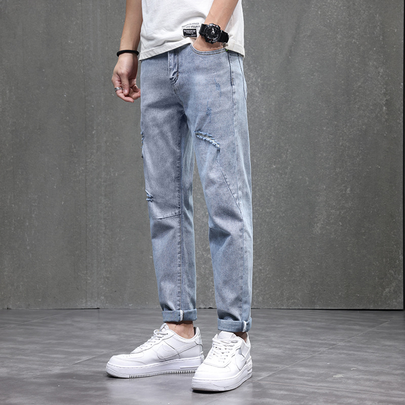 Férfi denim nadrág, keskenyedő széles szárú fazon, mindennapi viselet