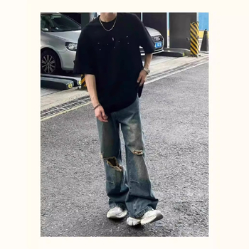 Muške poderane traperice, gradski stil, ravni kroj, denim, proljeće 2024