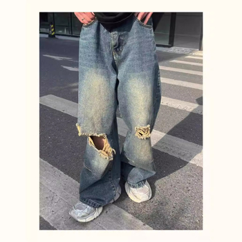 Muške poderane traperice, gradski stil, ravni kroj, denim, proljeće 2024