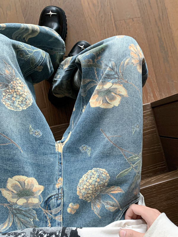 Férfi farmernadrág, amerikai vintage distressed stílussal, egyenes és széles szárú, mindennapi streetwear