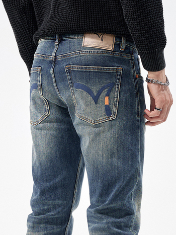 Love Clothes Season Férfi farmernadrág – magas minőség, európai stílus, egyenes szabású, mindennapi distressed farmer