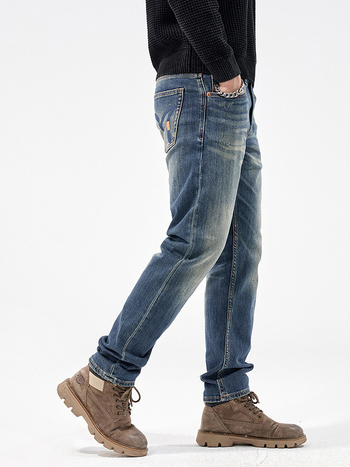 Love Clothes Season Férfi farmernadrág – magas minőség, európai stílus, egyenes szabású, mindennapi distressed farmer