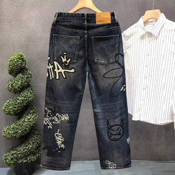Férfi farmernadrág denim vintage stílusban kézzel festett graffiti dizájnnal, laza szabású, széles egyenes fazon