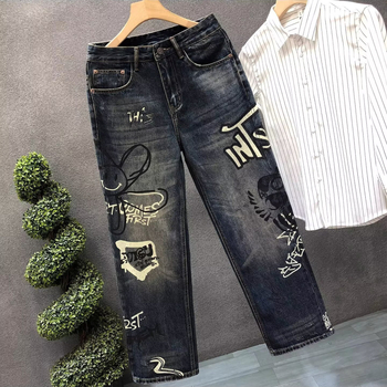 Férfi farmernadrág denim vintage stílusban kézzel festett graffiti dizájnnal, laza szabású, széles egyenes fazon