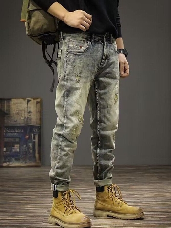 Férfi denim nadrág szakított díszítéssel, amerikai stílusban, vintage mosás, karcsú szabásvonal, elasztikus, egyenes szár