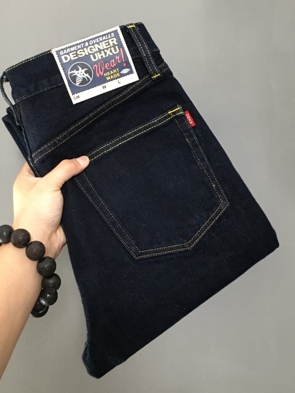 Muške traperice u prirodnoj boji, kolekcija 2025 jesen-zima, ležerni ravno krojenje, teški denim, casual retro stil