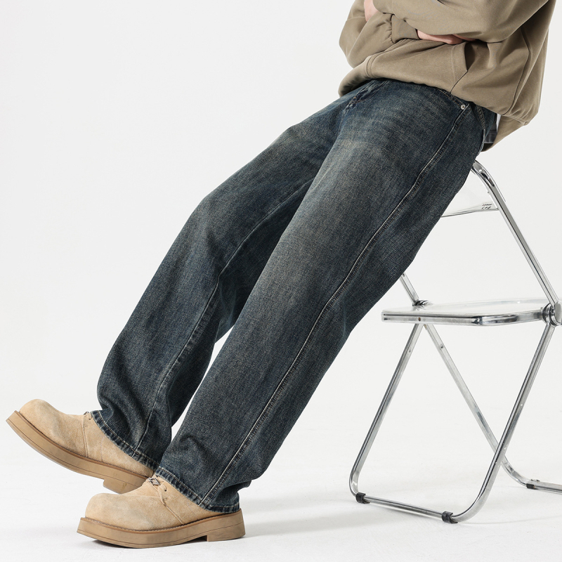 Muške traperice ravnog kroja, denim, ležerna silueta, casual stil, jesen 2025