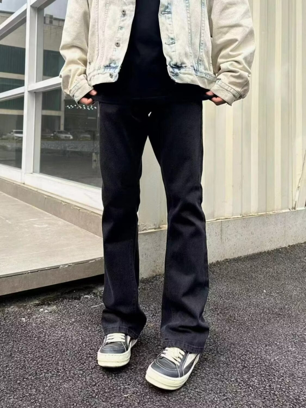 Crne traperice od denima s mikroflareom – ravni kroj, ležerni slim fit, američki stil, unisex