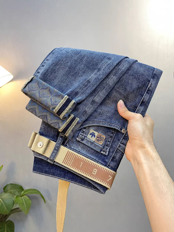 Férfi denim nadrág, tavasz-nyár 2026, mintás, elasztikus, hímzett, karcsú szabású, egyenes szár, ősz-télre
